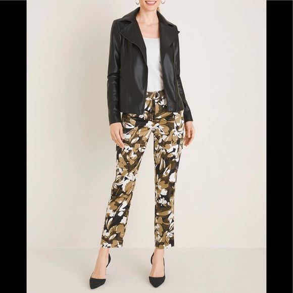 NWT Chico’s Camo Floral Ankle Pants - Picture 3 of 8